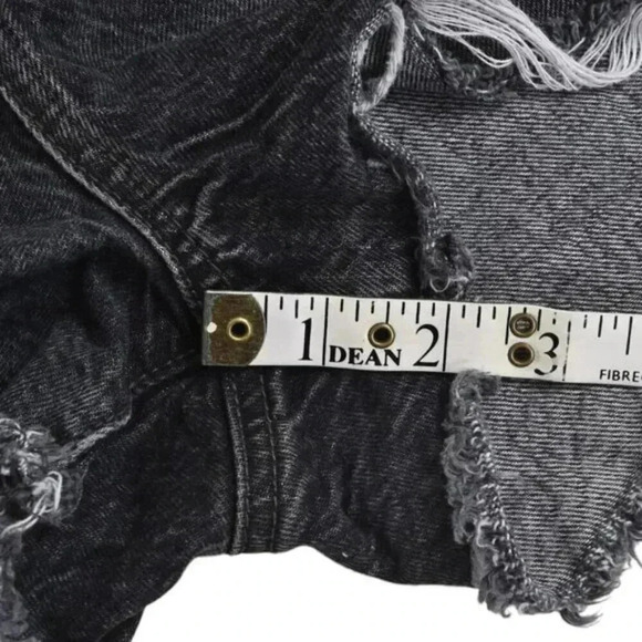 American Eagle Highest Rise '90s Boyfriend Jean Shorts Black Denim Distressed 4 - Picture 11 of 11